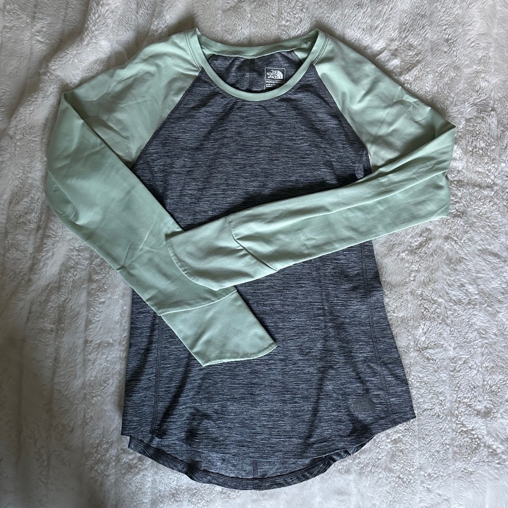 The North Face Grey/Mint FlashDry Long Sleeve Top Size S
